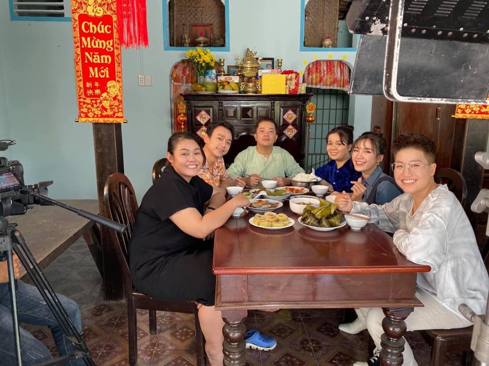 a quan solo cung bolero tu tri ra mat mv mung xuan canh ty hua hen bung no trong nam 2020