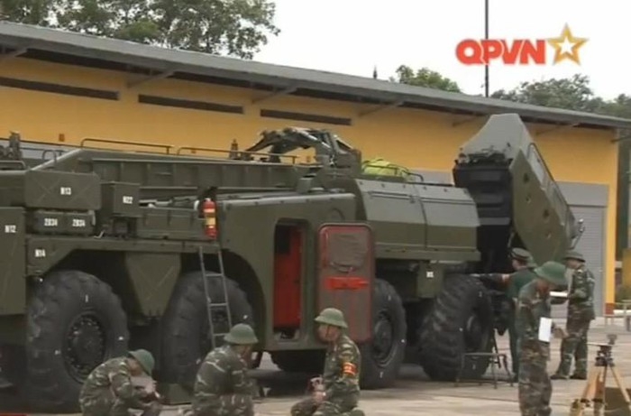 Việt Nam công khai tên lửa đạn đạo Scud mạnh nhất Đông Nam Á viet nam cong khai ten lua dan dao scud manh nhat dong nam a