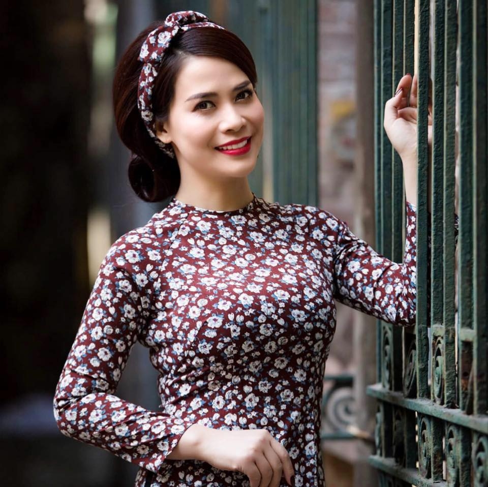 Nhan sắc bạn gái mới kém 17 tuổi của nghệ sĩ Chí Trung nhan sac ban gai moi kem 17 tuoi cua nghe si chi trung