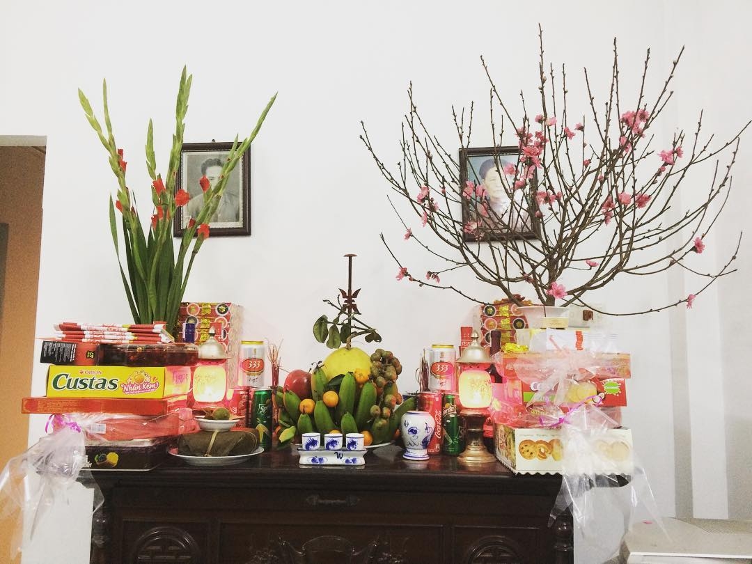 Những đại kỵ cần tránh khi lau dọn ban thờ ngày Tết và rút tỉa chân nhang nhung dai ky can tranh khi lau don ban tho ngay tet va rut tia chan nhang