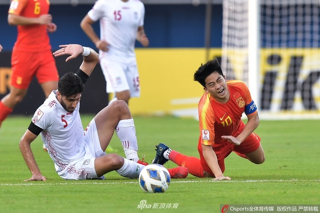 thua ca 3 tran o giai u23 chau a cau thu trung quoc oa khoc nuc no
