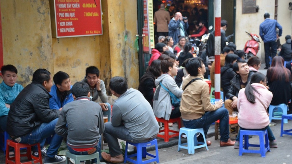 Khách Tây nói gì về văn hóa '1-2-3 dô' của người Việt? khach tay noi gi ve van hoa 1 2 3 do cua nguoi viet