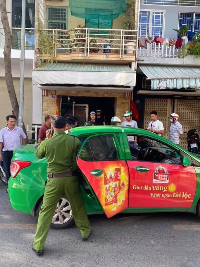 Cần Thơ: Cảnh sát bị đâm chết khi đang làm nhiệm vụ chiều 30 Tết can tho canh sat bi dam chet khi dang lam nhiem vu chieu 30 tet