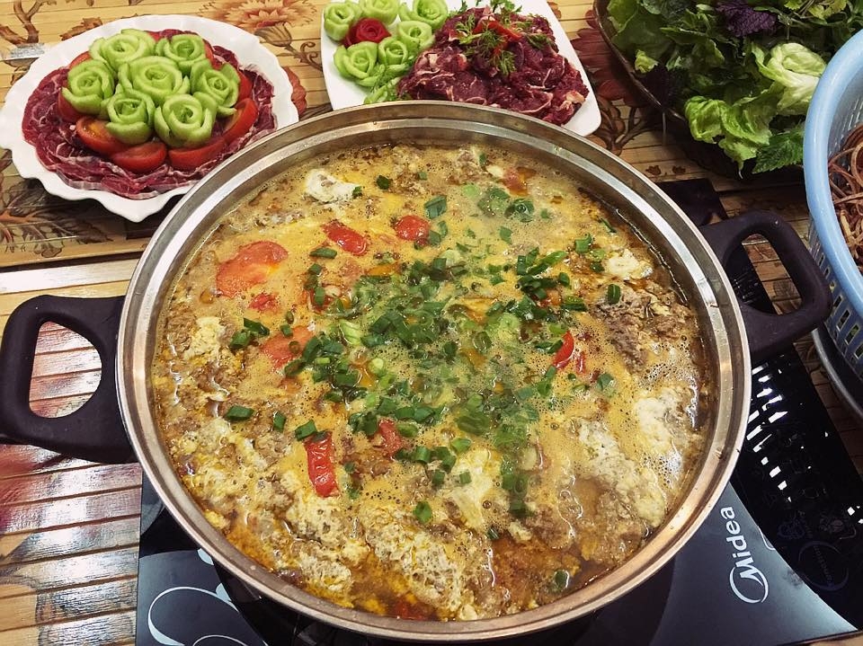 Lẩu riêu cua đồng, lẩu Thái chua cay sau những ngày Tết ăn bánh chưng, thịt gà lau rieu cua dong lau thai chua cay sau nhung ngay tet an banh chung thit ga