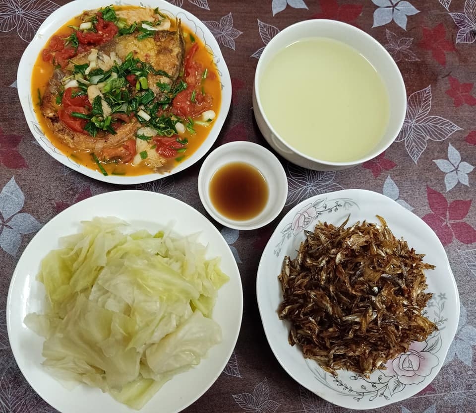 Cơm dưa cà, đậu phụ, canh cua - 'đặc sản' những ngày hậu Tết Nguyên đán mam com dau nam toan dua ca dau phu tom rang nhung hap dan cua cac gia dinh viet