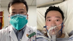 anh be 3 thang tuoi nhiem virus corona van tuoi cuoi hon nhien gay xuc dong