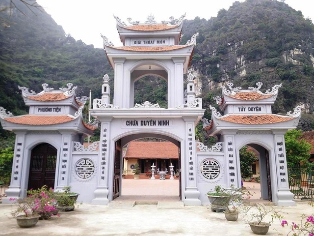 Chùa Hà, chùa Giác Lâm và những ngôi chùa cầu duyên nổi tiếng chua ha chua giac lam va nhung ngoi chua cau duyen noi tieng