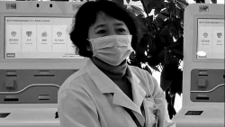video thanh nien gia vo lam do thung chua virus corona khien moi nguoi phan no