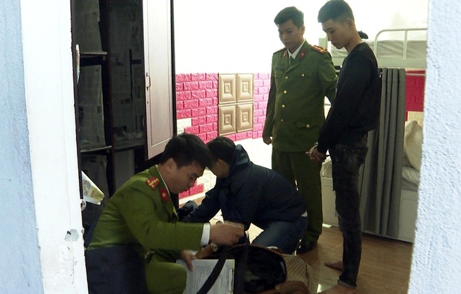 Tin tức pháp luật hôm nay 15/2: Triệt xóa nhóm tín dụng đen cho vay với lãi suất 120%/năm tin tuc phap luat hom nay 152 triet xoa nhom tin dung den cho vay voi lai suat 120nam