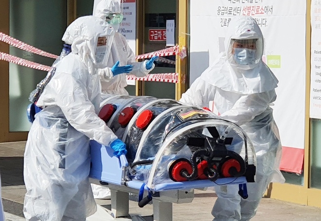 Hàn Quốc: Số ca nhiễm virus corona tăng gần 3 lần trong 3 ngày han quoc so ca nhiem virus corona tang gan 3 lan trong 3 ngay
