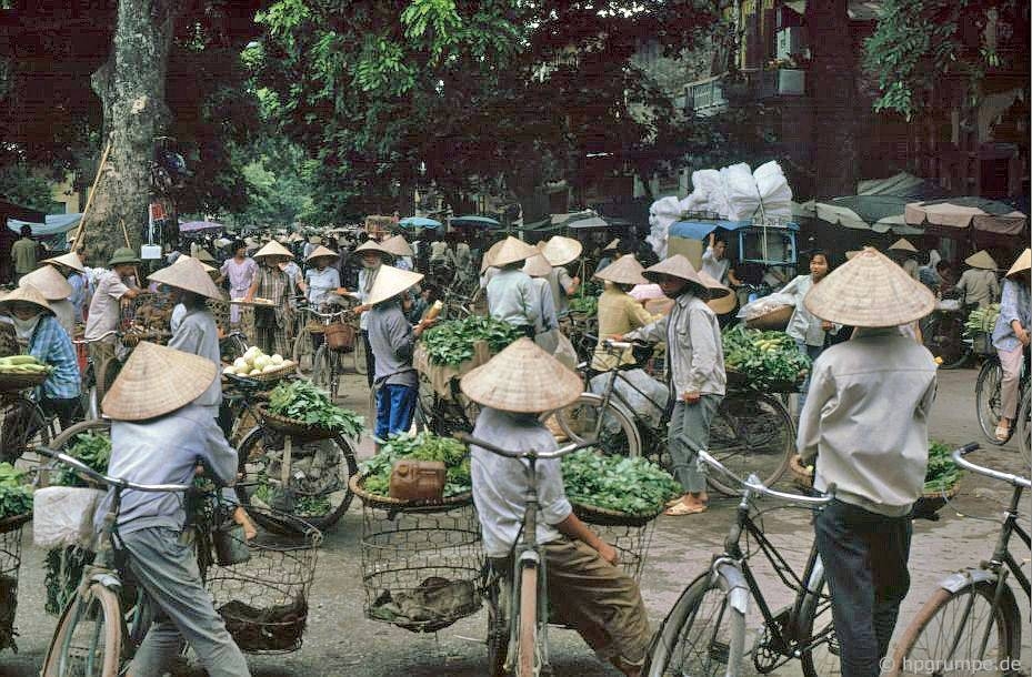 Nhịp sống Hà Nội qua những khu chợ phố cổ năm 1991-1993 nhip song ha noi qua nhung khu cho pho co nam 1991 1993