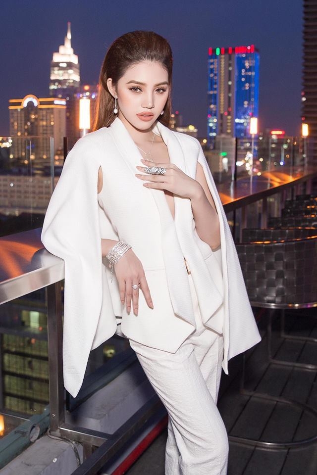 9x viet tren bao my xinh dep cuoc song nhieu nguoi khao khat