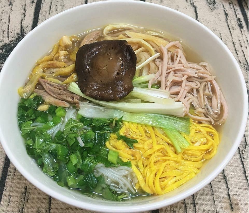 Công thức 5 món bún, miến ngon, nhanh gọn cho bữa ăn tại nhà mùa dịch Covid-19 cong thuc 5 mon bun mien ngon nhanh gon cho bua an tai nha mua dich covid 19