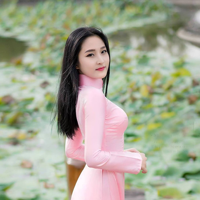 Cười cợt chụp ảnh tại đám tang nghệ sĩ Anh Vũ: Người trẻ phẫn nộ cuoi cot chup anh tai dam tang nghe si anh vu nguoi tre phan no