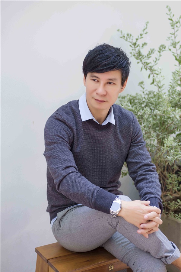 Lý Hải - Ca sĩ "lỗi thời" hay đạo diễn "được thời"? ly hai ca si loi thoi hay dao dien duoc thoi