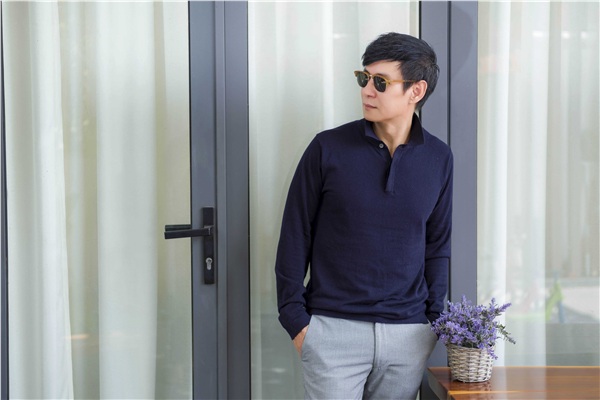 Lý Hải - Ca sĩ "lỗi thời" hay đạo diễn "được thời"? ly hai ca si loi thoi hay dao dien duoc thoi