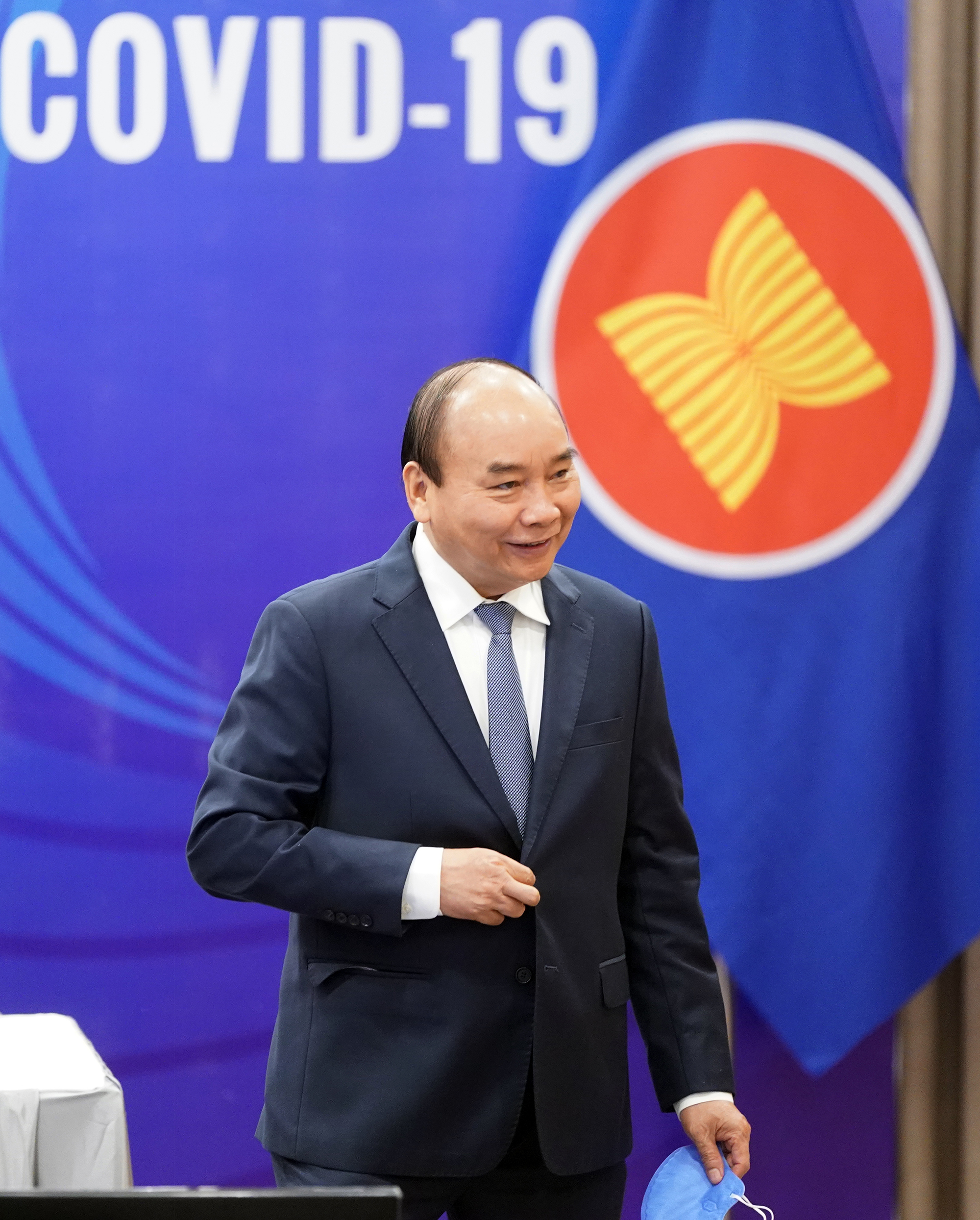 Thủ tướng chủ trì Hội nghị cấp cao đặc biệt ứng phó COVID-19 thu tuong chu tri hoi nghi cap cao dac biet ung pho covid 19