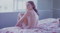huong giang len tieng khi bi chuyen trang sac dep noi tieng the gioi ghep anh nhay cam