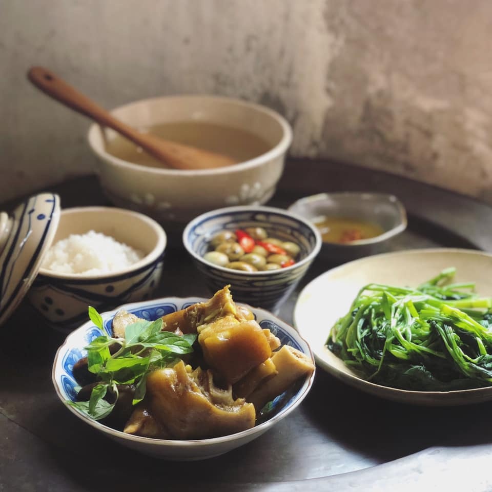 Bữa cơm tối của người Việt - nơi nuôi dưỡng tình cảm gia đình bua com toi cua nguoi viet noi nuoi duong tinh cam gia dinh