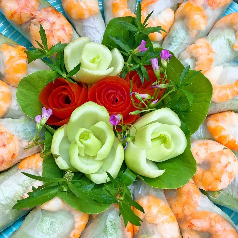Món ngon dễ làm: Gỏi cuốn tôm thịt hấp dẫn, thơm ngon mon ngon de lam goi cuon tom thit hap dan thom ngon