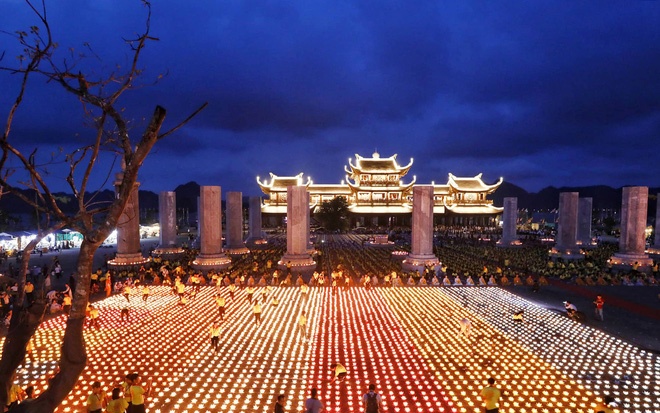 Đại lễ Vesak 2019 xác lập 10 kỷ lục ấn tượng dai le vesak 2019 xac lap 10 ky luc an tuong