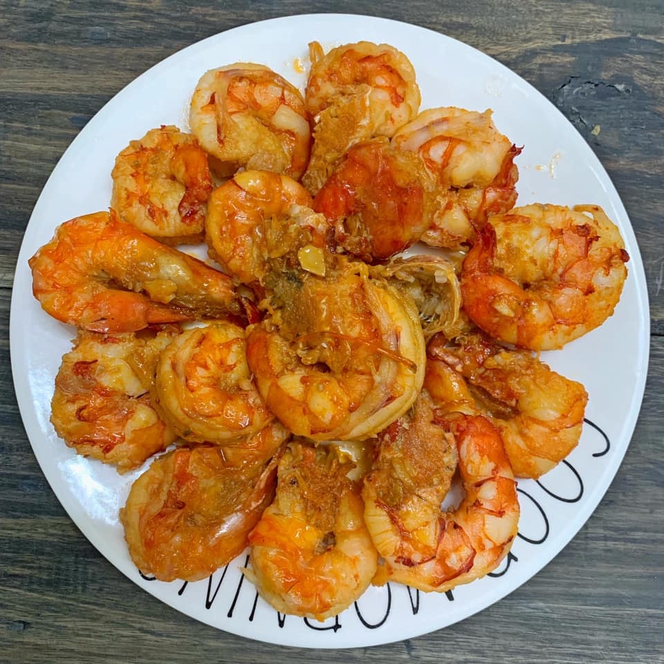 Món ngon dễ làm: Tôm rim và nấm kim châm hấp xì dầu hom nay an gi tom rim va nam kim cham hap xi dau