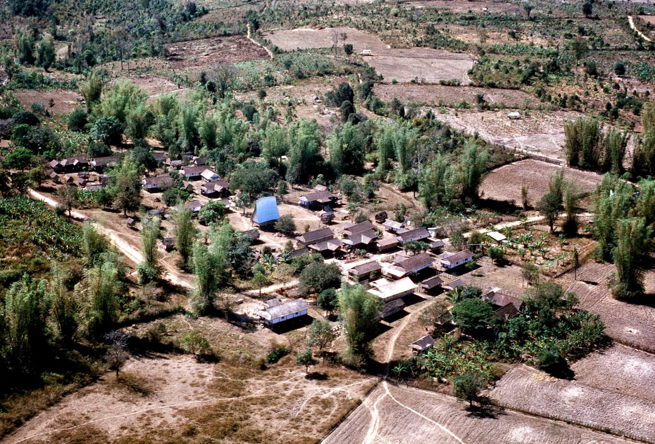 Gia Lai, Kon Tum năm 1970 đẹp nguyên sơ và ấn tượng trong loạt ảnh màu hiếm có gia lai kon tum nam 1970 dep nguyen so va an tuong trong loat anh mau hiem co