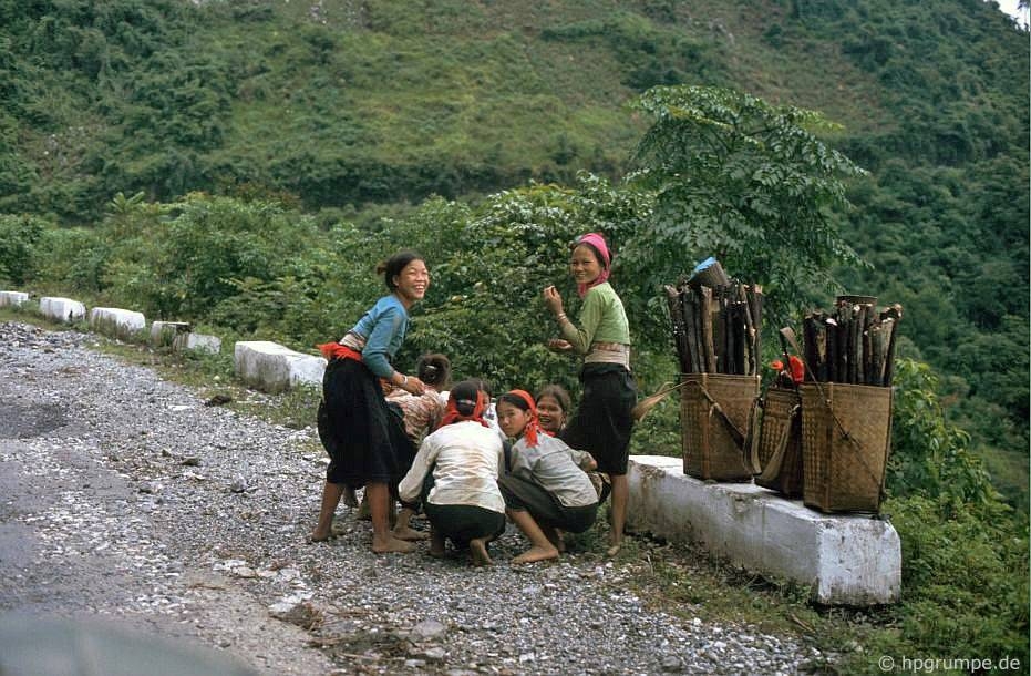 Vẻ bình yên hiếm có của Sơn La trong loạt ảnh màu những năm 1990 ve binh yen hiem co cua son la trong loat anh mau nhung nam 1990