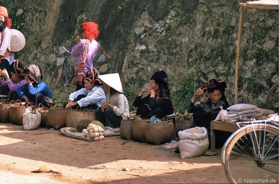 Vẻ bình yên hiếm có của Sơn La trong loạt ảnh màu những năm 1990 ve binh yen hiem co cua son la trong loat anh mau nhung nam 1990
