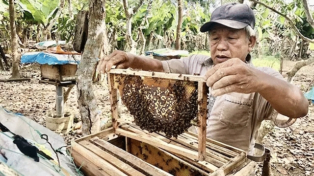 ha noi gan 400 doi tuong kho khan vi covid 19 chua nhan duoc ho tro