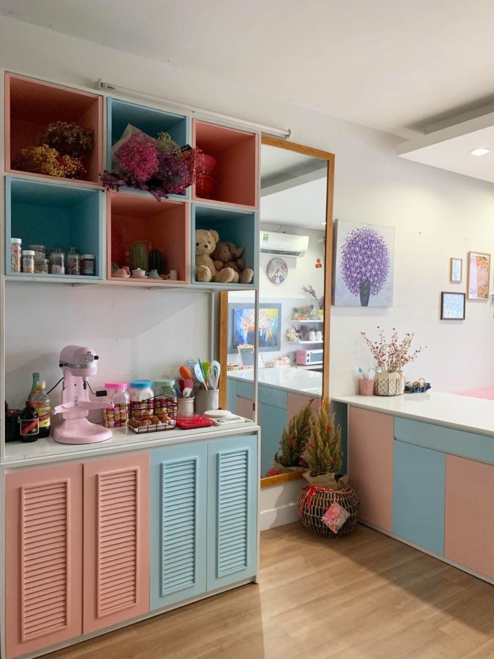 Căn bếp trong mơ tông màu pastel của cô gái "thương bếp như thương bản thân mình" can bep trong mo tong mau pastel cua co gai thuong bep nhu thuong ban than minh