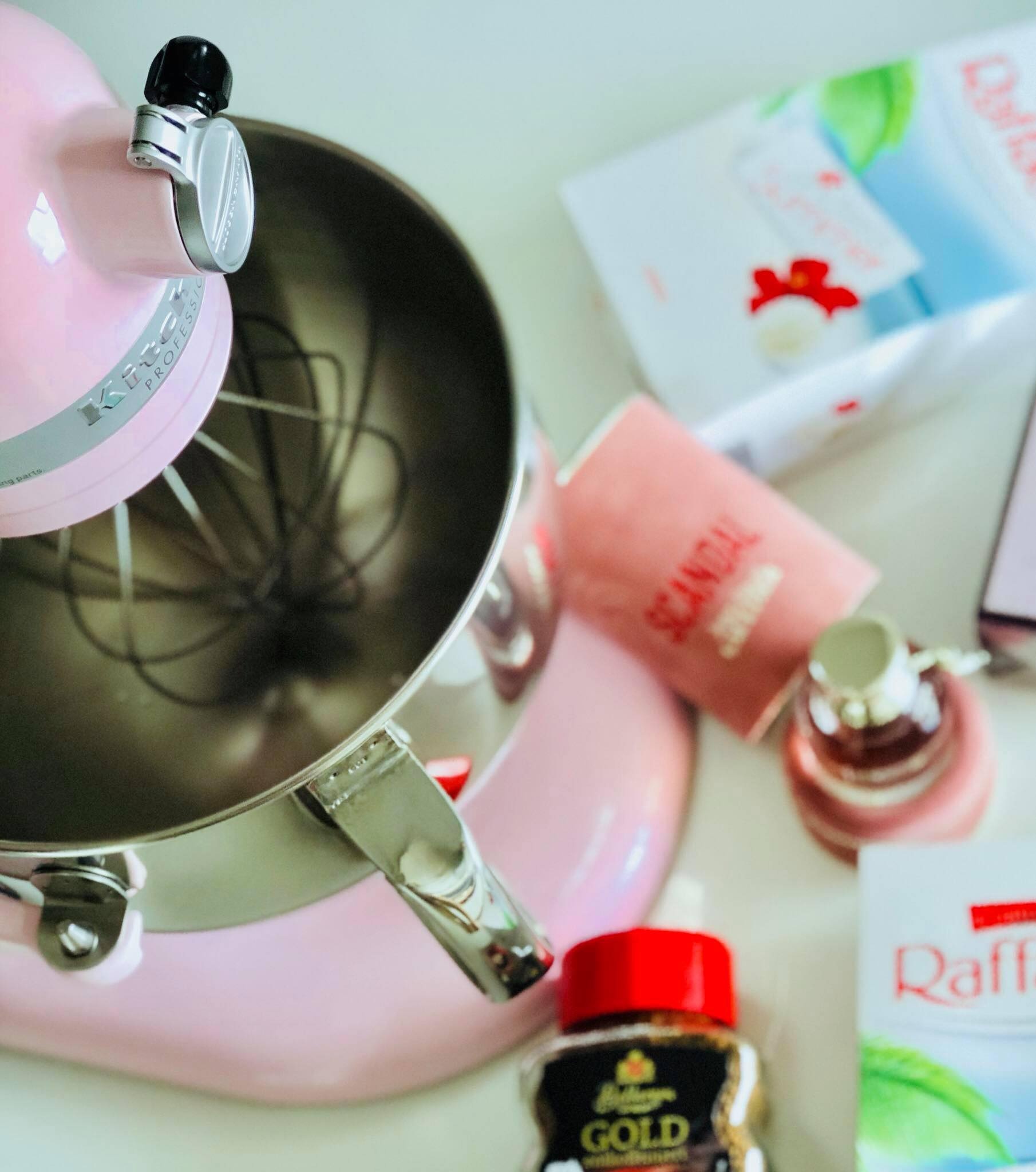 Căn bếp trong mơ tông màu pastel của cô gái "thương bếp như thương bản thân mình" can bep trong mo tong mau pastel cua co gai thuong bep nhu thuong ban than minh