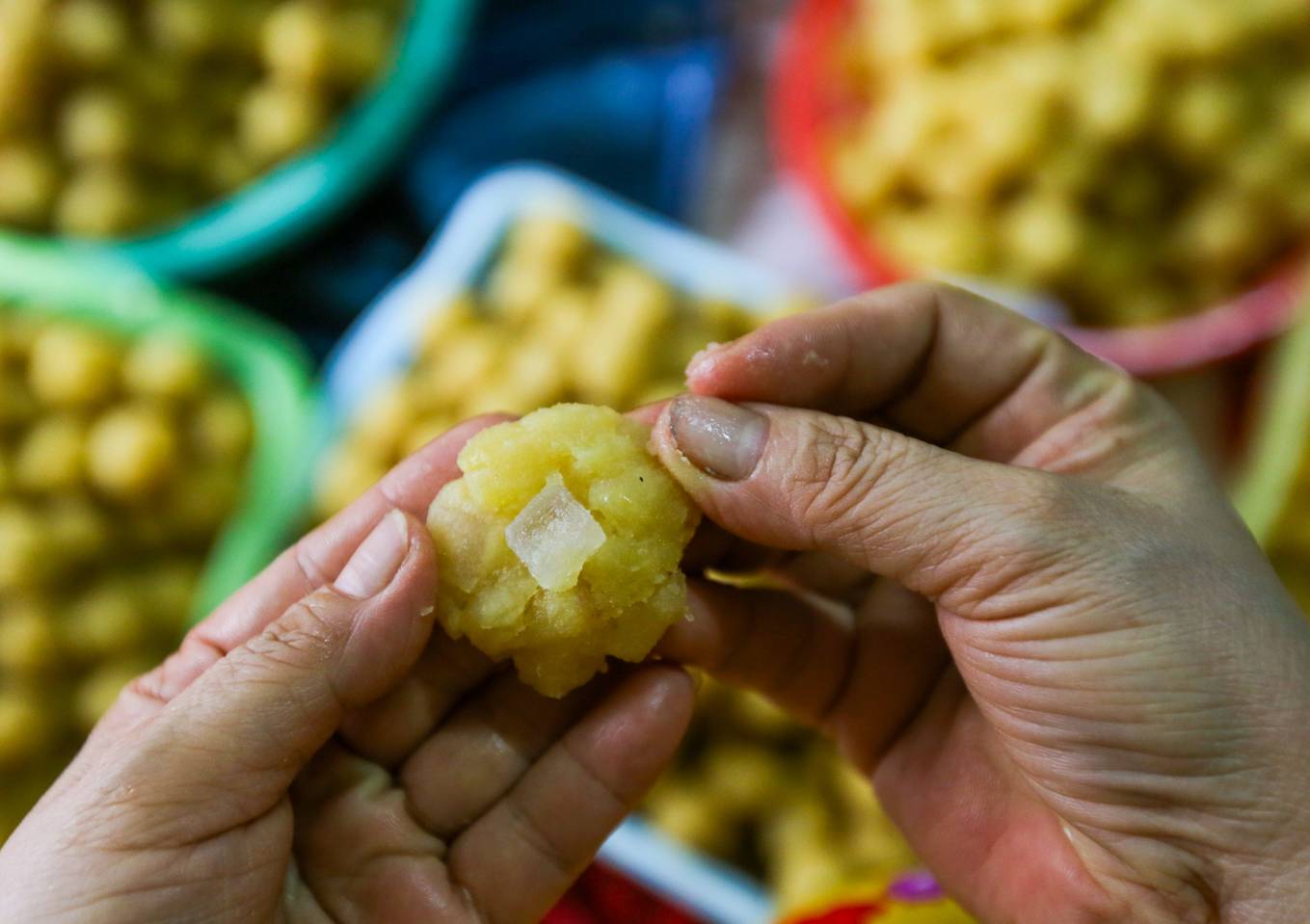 Xóm hơn 50 năm làm bánh ú lá tre ngày Tết Đoan Ngọ ở Sài Gòn xom hon 50 nam lam banh u la tre ngay tet doan ngo o sai gon
