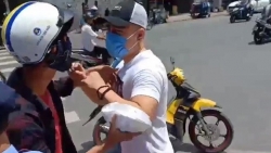 chuyen di thien nguyen dang nho cua hai quan canada tai khanh hoa