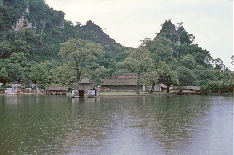 hinh anh gay thuong nho ve chua thay nam 1991