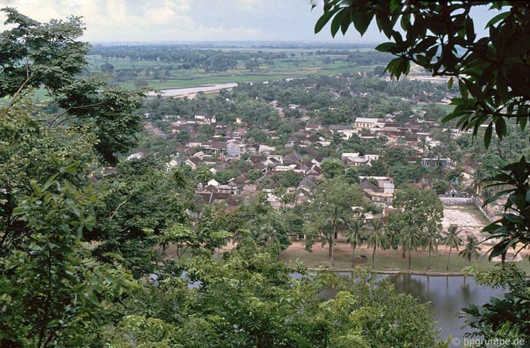 hinh anh gay thuong nho ve chua thay nam 1991