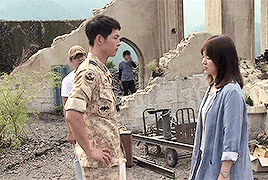 Song Joong Ki - Song Hye Kyo và những khoảnh khắc ngọt ngào trước khi ly hôn song joong ki song hye kyo va nhung khoanh khac ngot ngao truoc khi ly hon