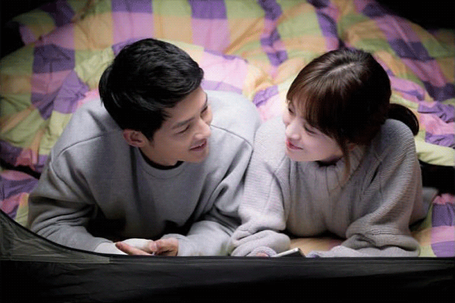 Song Joong Ki - Song Hye Kyo và những khoảnh khắc ngọt ngào trước khi ly hôn song joong ki song hye kyo va nhung khoanh khac ngot ngao truoc khi ly hon