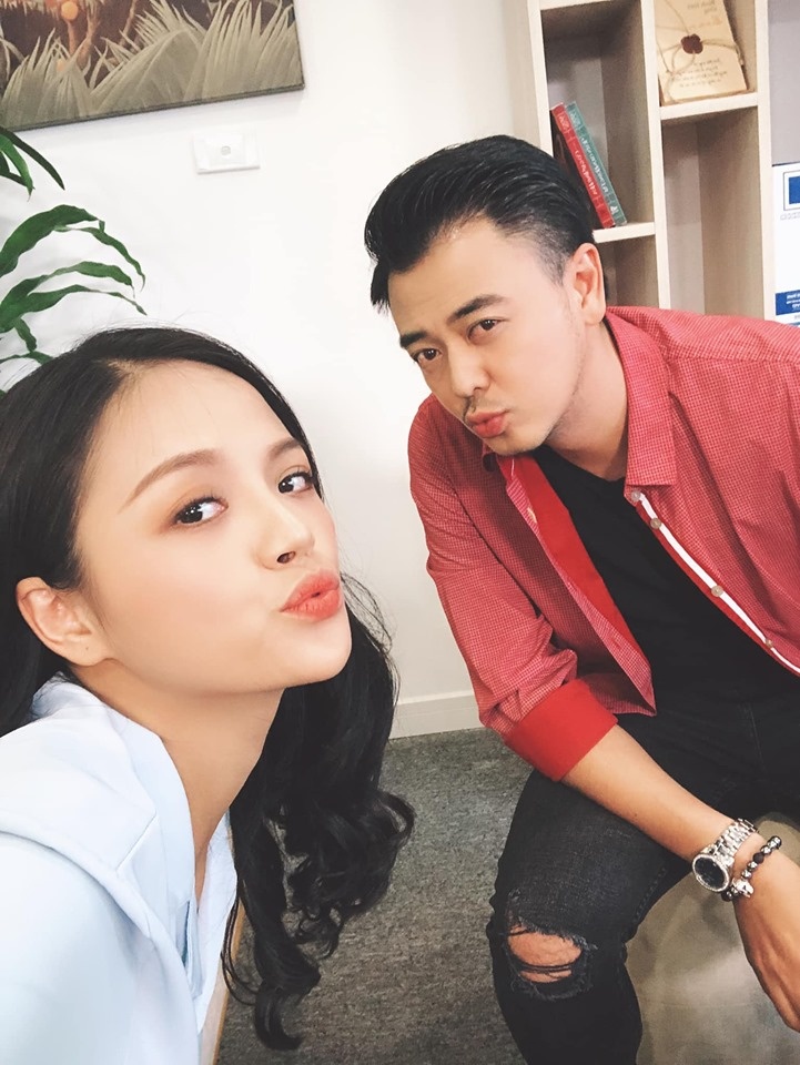 Facebook sao Việt hôm nay (5/7): Thu Quỳnh đăng ảnh với Tuấn Tú, Sơn Tùng mừng sinh nhật tuổi 25 facebook sao viet hom nay 57 thu quynh dang anh voi tuan tu son tung mung sinh nhat tuoi 25