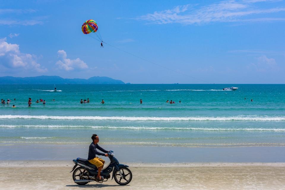 Đảo Lý Sơn lọt top 10 bãi biển đẹp nhất Việt Nam do Forbes bình chọn dao ly son lot top 10 bai bien dep nhat viet nam do forbes binh chon