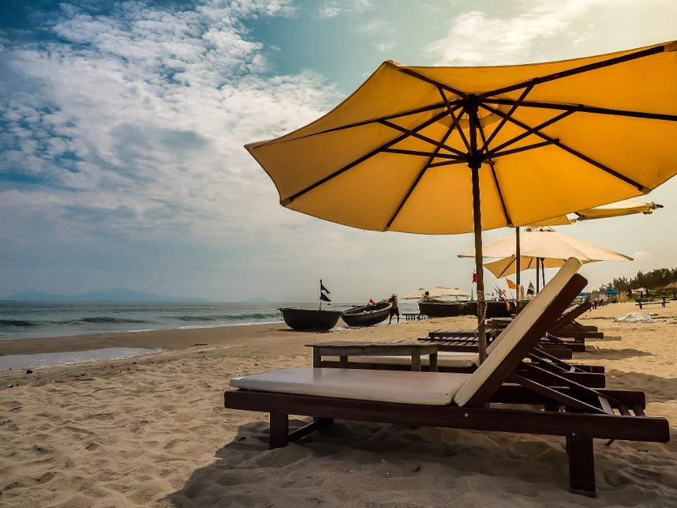 Đảo Lý Sơn lọt top 10 bãi biển đẹp nhất Việt Nam do Forbes bình chọn dao ly son lot top 10 bai bien dep nhat viet nam do forbes binh chon