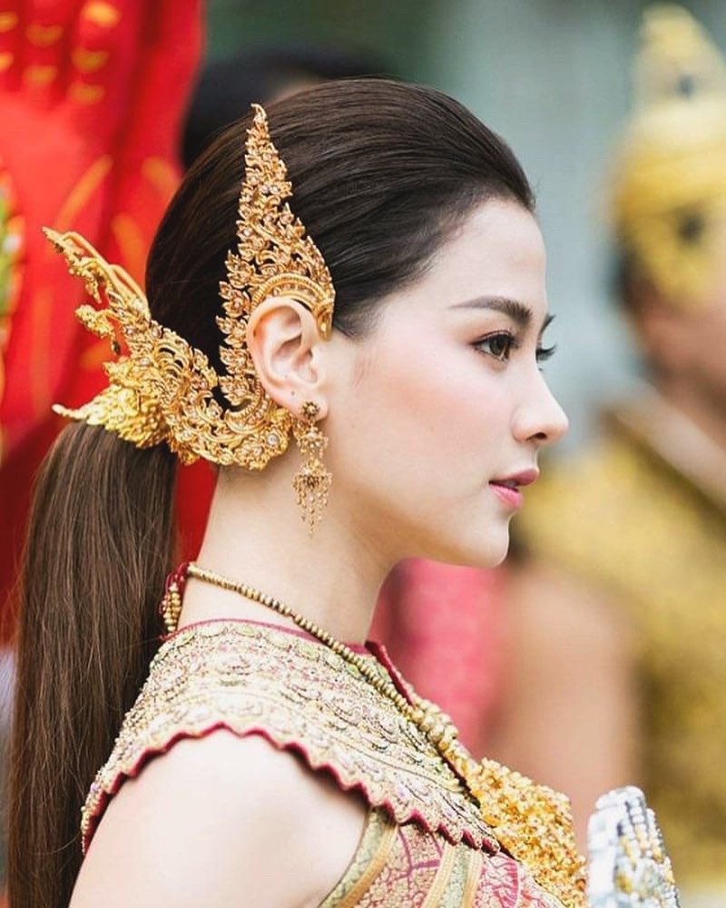 Nữ chính phim "Chiếc lá cuốn bay" khoe ảnh hồi bé chứng minh không "dao kéo" nu chinh chiec la cuon bay khoe loat anh hoi be chung minh nhan sac khong dao keo