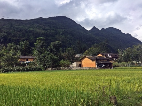 Phía sau cái gọi là “Vương quốc Mông” (bài 3) phia sau cai goi la vuong quoc mong bai 3