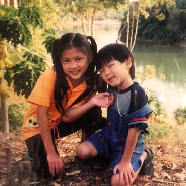 Baifern của "Chiếc lá cuốn bay" khoe loạt ảnh ngày bé đáng yêu giữa cơn sốt sang Việt Nam dự sự kiện baifern cua chiec la cuon bay khoe loat anh ngay be dang yeu giua con sot sang viet nam du su kien
