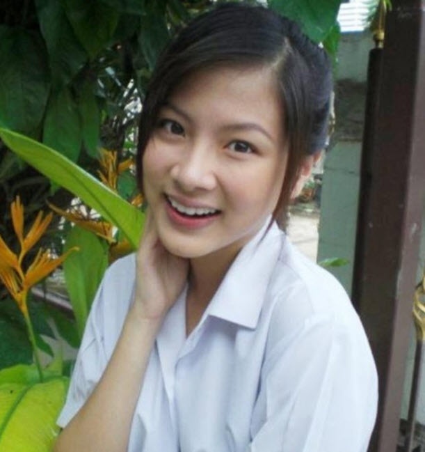 Baifern của "Chiếc lá cuốn bay" khoe loạt ảnh ngày bé đáng yêu giữa cơn sốt sang Việt Nam dự sự kiện baifern cua chiec la cuon bay khoe loat anh ngay be dang yeu giua con sot sang viet nam du su kien