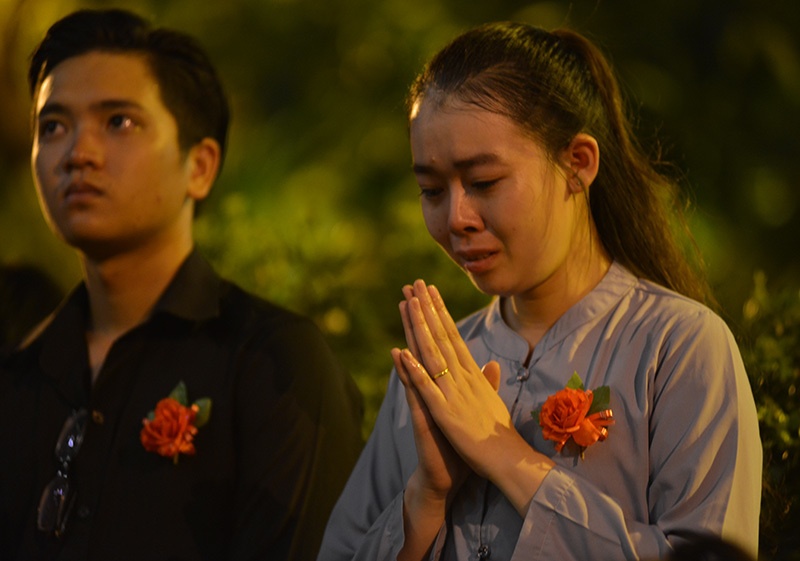 Bông hồng cài áo mùa Vu Lan: Nguồn gốc và ý nghĩa ít ai biết bong hong cai ao mua vu lan nguon goc va y nghia it ai biet