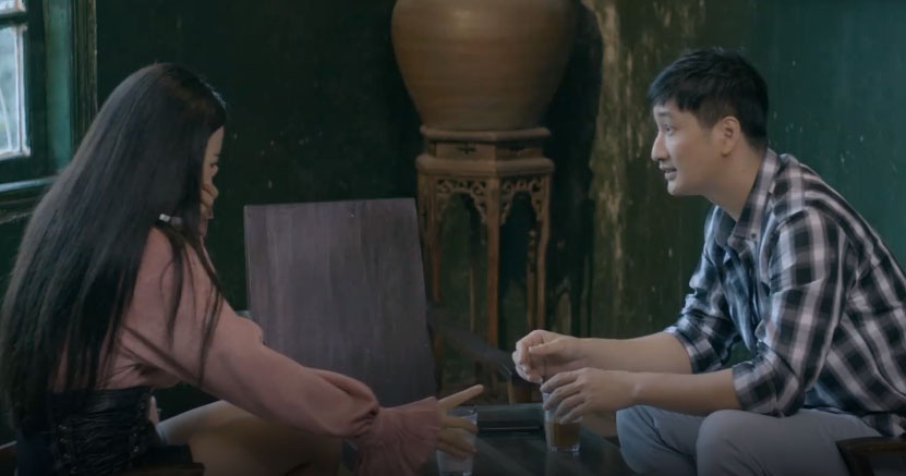 "Hoa hồng trên ngực trái" tập 1: Chàng sở khanh một lúc khiến hai cô gái có bầu, Khải - Vũ cũng phải thua xa hoa hong tren nguc trai tap 1 mot luc khien hai co gai co bau khai vu cung phai thua xa