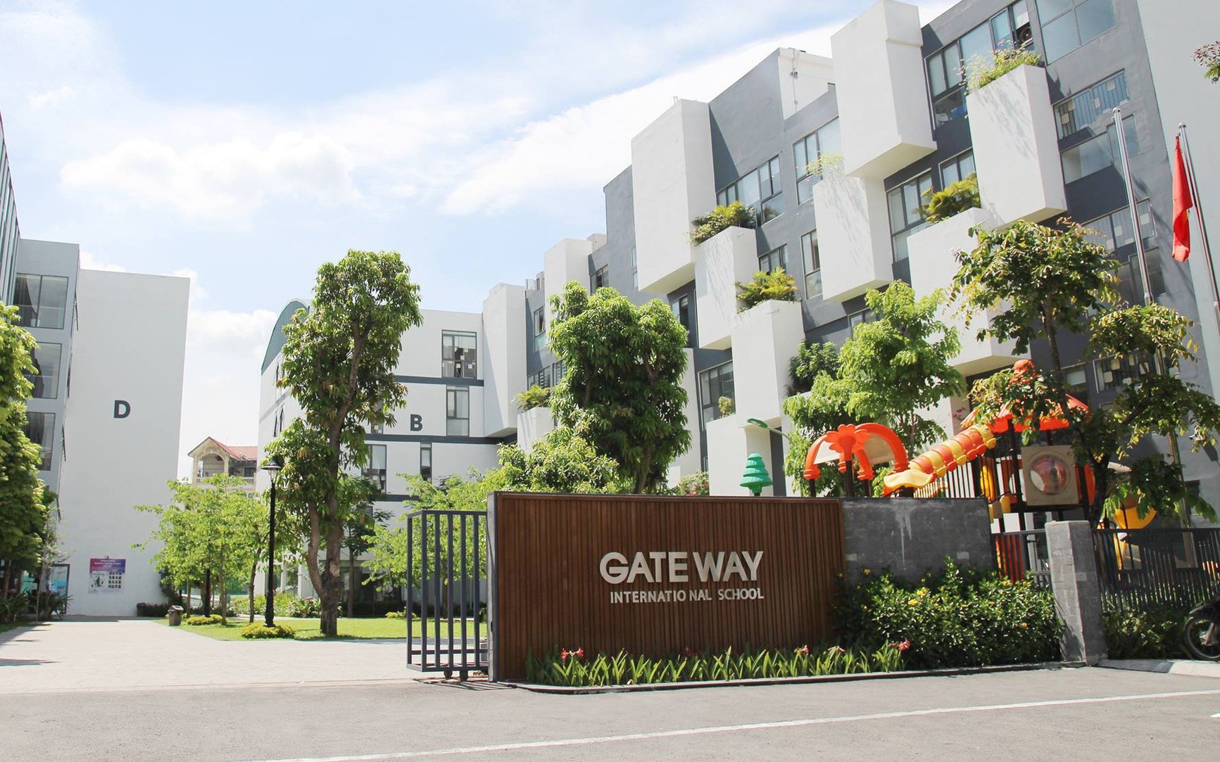 Vụ học sinh lớp 1 trường Gateway tử vong trên xe đưa đón: Chủ tịch Hà Nội yêu cầu truy trách nhiệm vu hoc sinh lop 1 truong gateway tu vong tren xe dua don chu tich ha noi yeu cau truy trach nhiem
