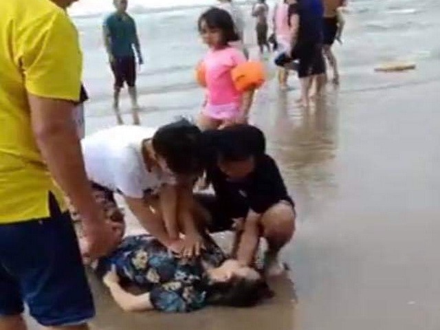 Vụ 6 người chết, mất tích khi tắm biển ở Bình Thuận: Danh tính các nạn nhân tam bien o binh thuan danh tinh cac nan nhan tu vong