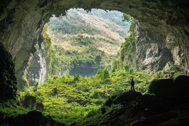 Thám hiểm Sơn Đoòng lọt top 9 cuộc phiêu lưu vĩ đại nhất thế giới tham hiem son doong lot top 9 cuoc phieu luu vi dai nhat the gioi